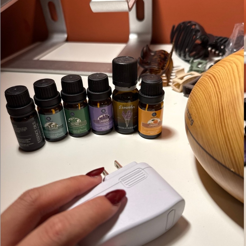 Wood Colored Essential Oil Diffuser - Picture 2 of 2